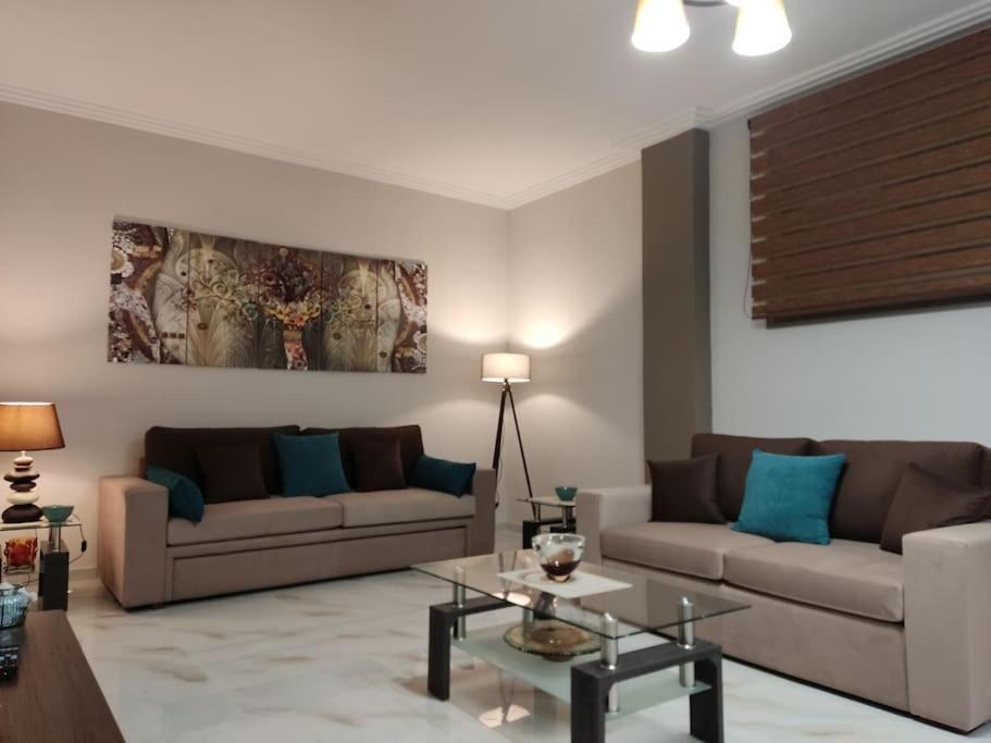 Ebony And Ivory Suites Drosia  Exterior foto